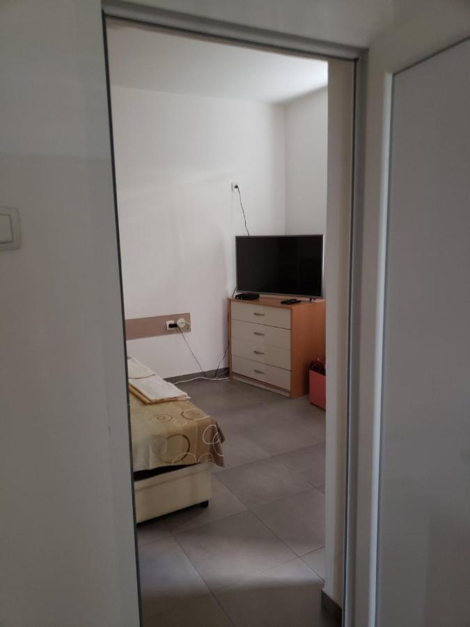 Apartments Petricevic Sutomore Buitenkant foto