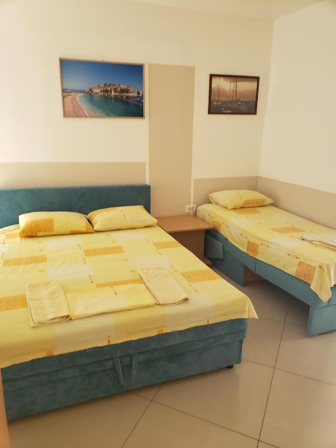 Apartments Petricevic Sutomore Buitenkant foto