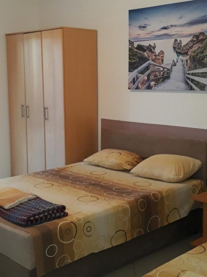 Apartments Petricevic Sutomore Buitenkant foto