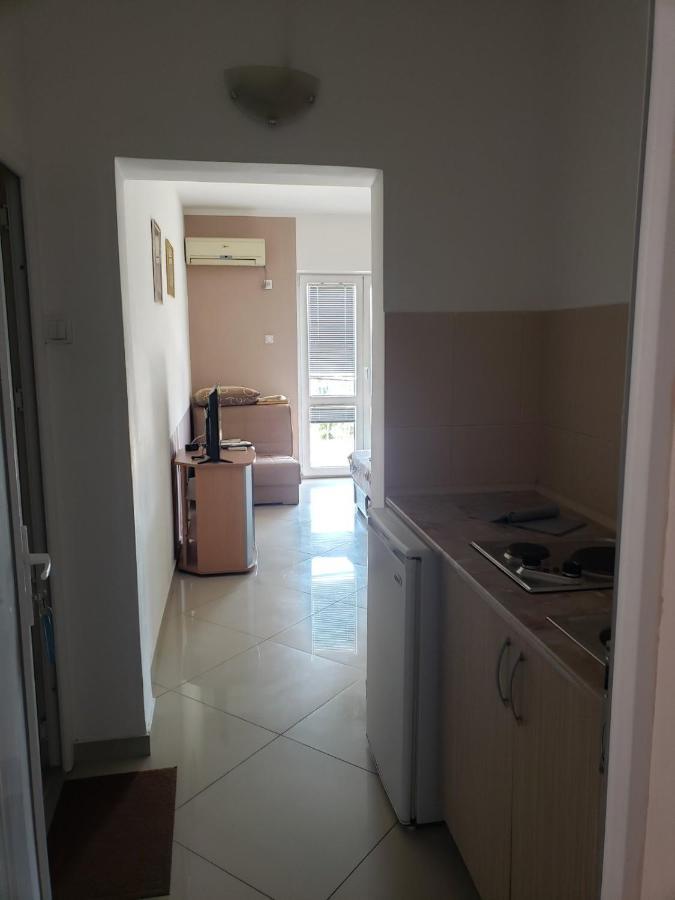 Apartments Petricevic Sutomore Buitenkant foto