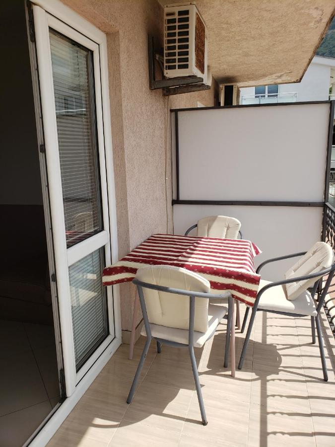 Apartments Petricevic Sutomore Buitenkant foto