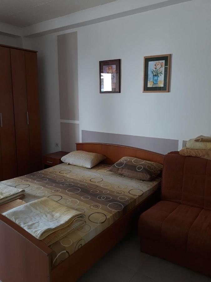 Apartments Petricevic Sutomore Buitenkant foto