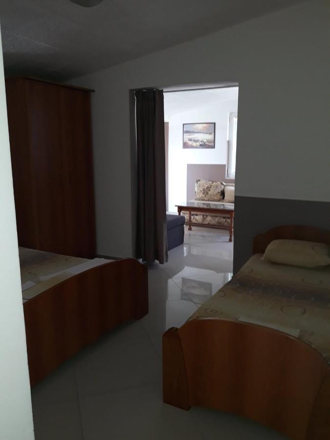 Apartments Petricevic Sutomore Buitenkant foto