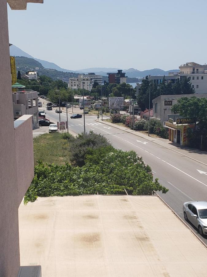 Apartments Petricevic Sutomore Buitenkant foto