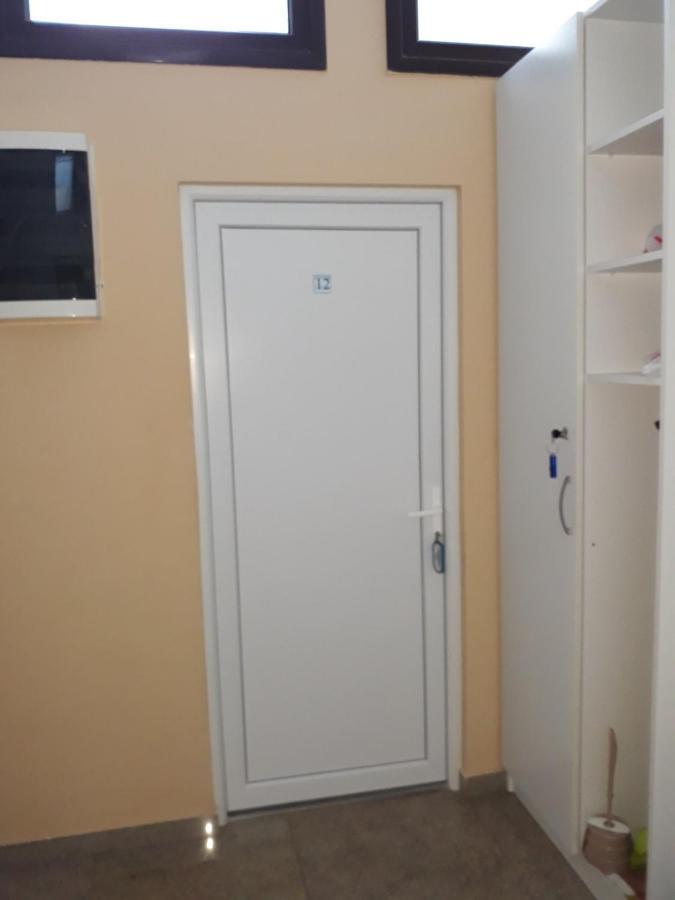Apartments Petricevic Sutomore Buitenkant foto
