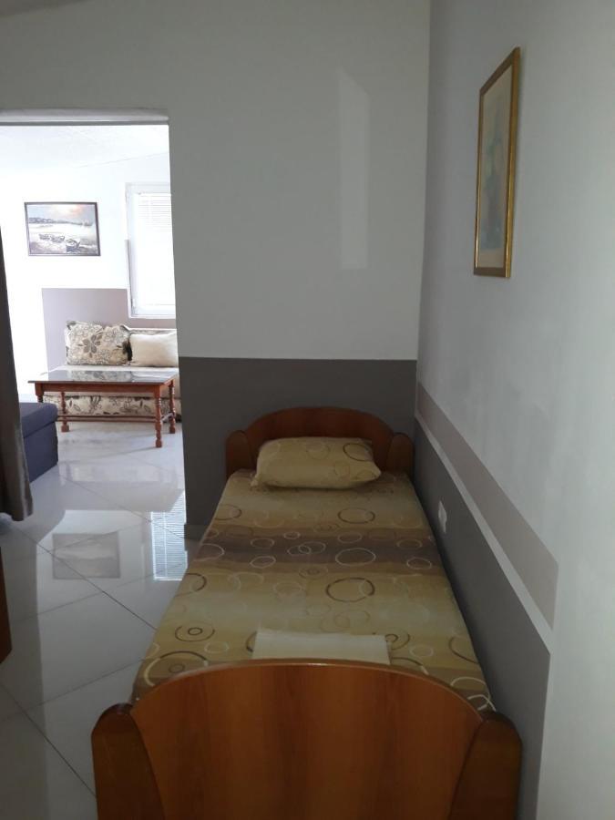 Apartments Petricevic Sutomore Buitenkant foto